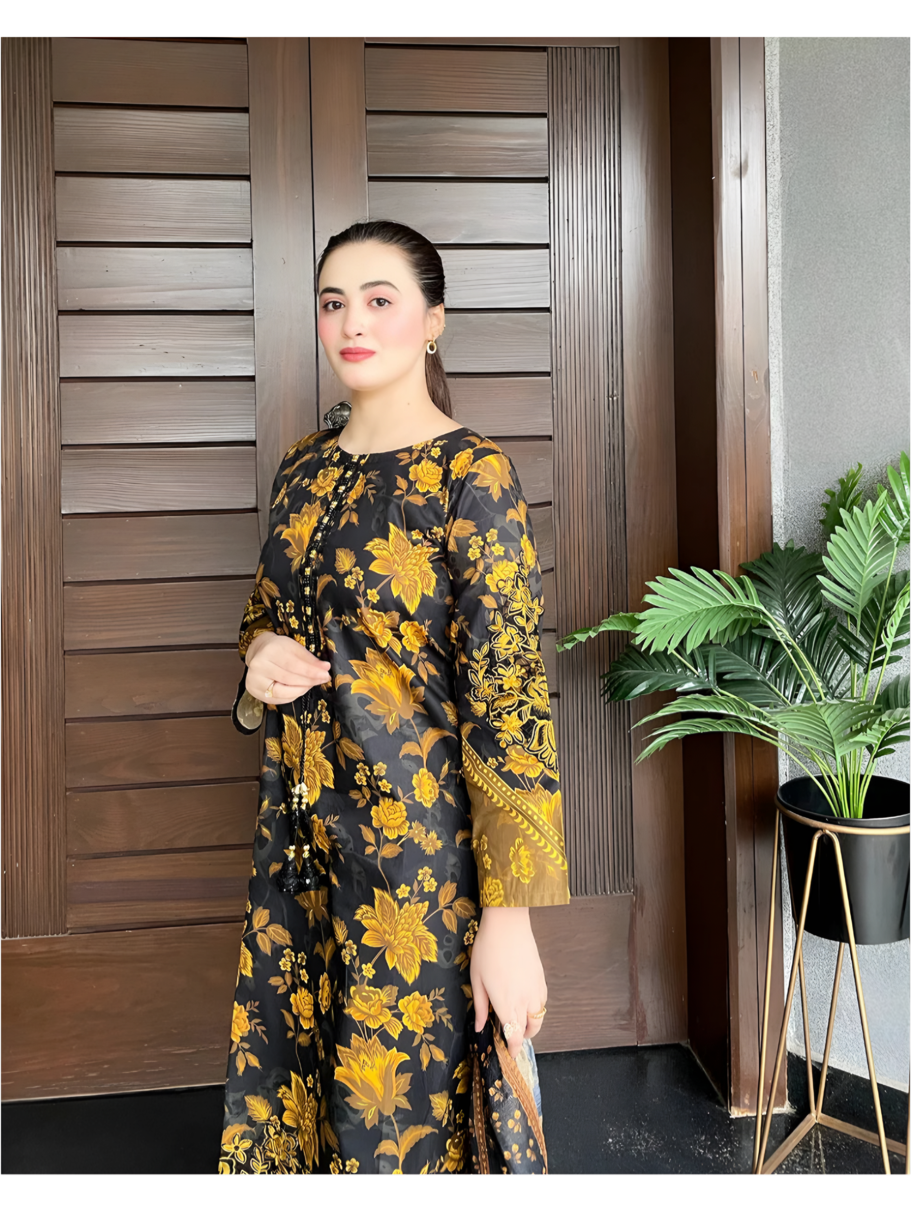 Floral 3-Piece Pret Suit